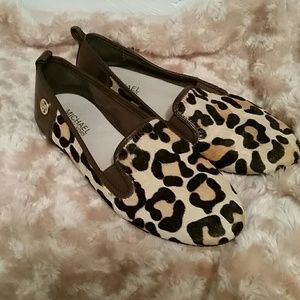MICHAEL Michael Kors Leopard Calf Hair Flats size
